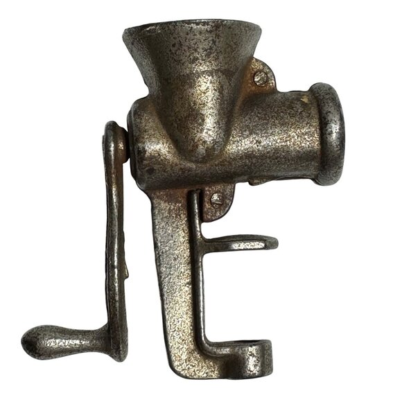 Vintage Cast Iron Meat Grinder L.P. & Co. NYC USA Salesman Sample Childs Toy - Picture 8 of 15